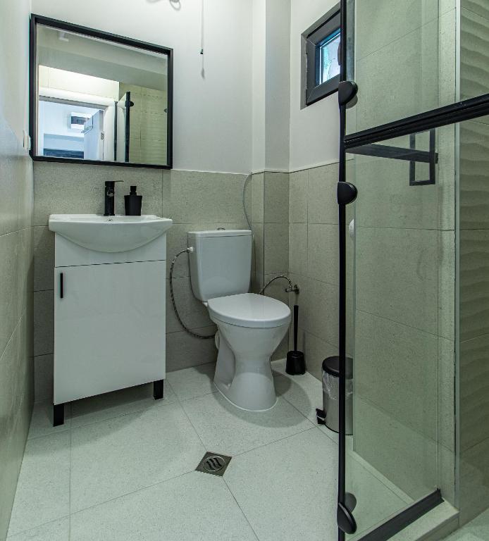 Stay Central: Urban Studio Gem photo 3