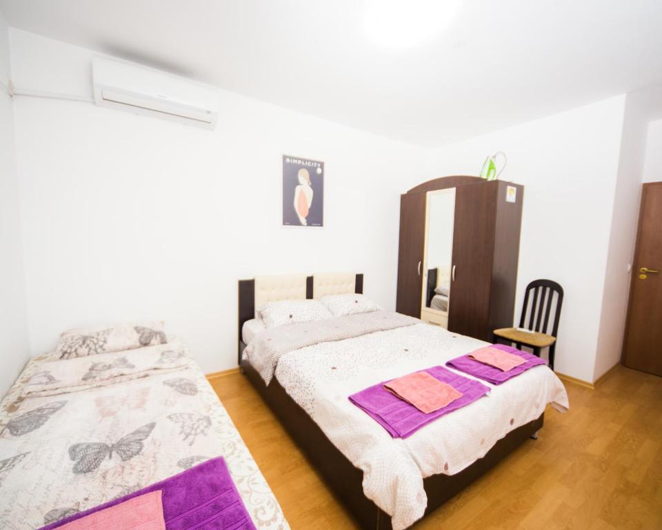 SUPER CENTER - Small Flat on "Kiril & Metodi" Square photo 3