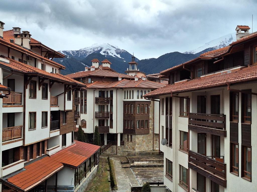 SNOW PEAK TODORKA AND VIHREN APARTAMENT /NEXT TO THE LIFT/ 7 PERSONS/ — photo 1