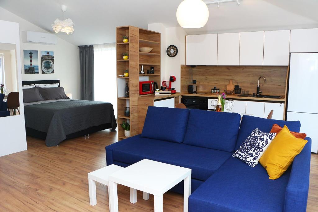 Shik & Chic in the Heart of Burgas # 5min from beach photo 2