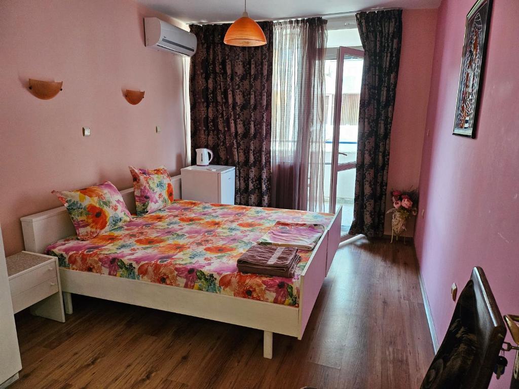 Стая за гости на Бургас 1 photo 3