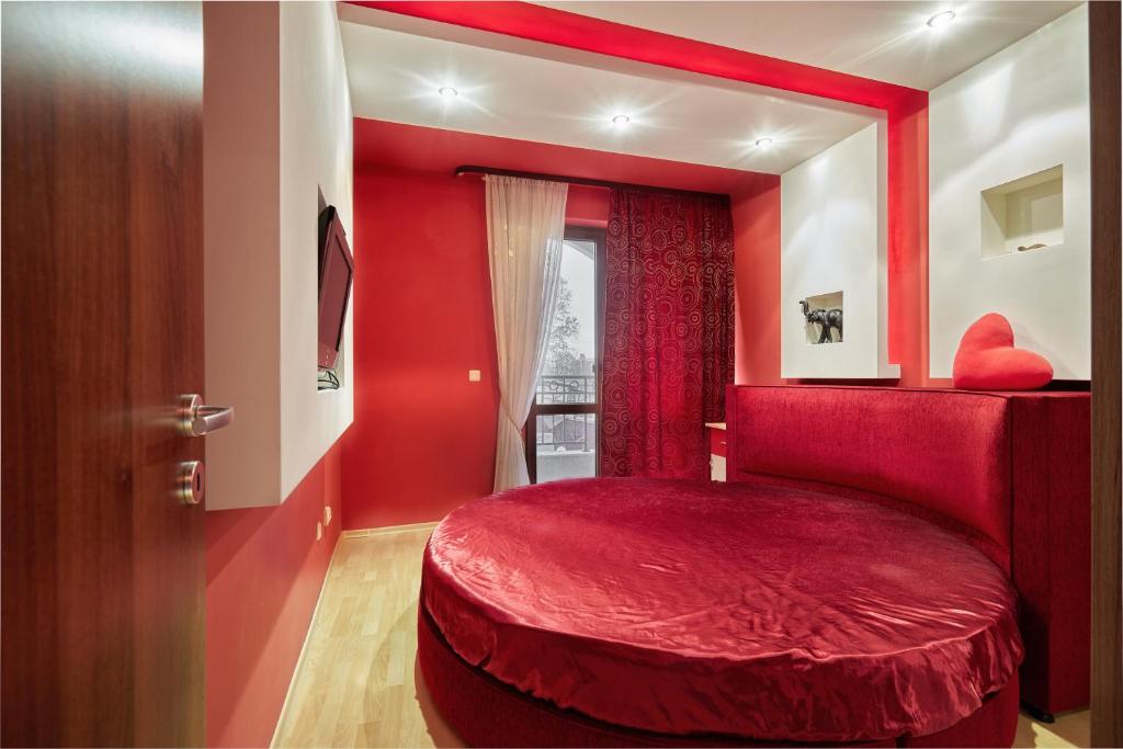 The Love Nest - 1BD Apartment in Sunny Beach by Flat Mаnаger photo 2