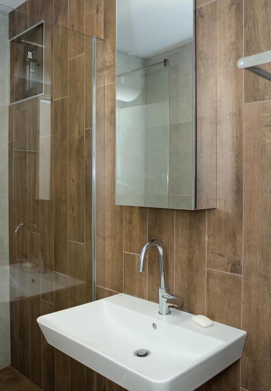 Stylish Retreat High-end Flat Varna Downtown by Flat Mаnager photo 3