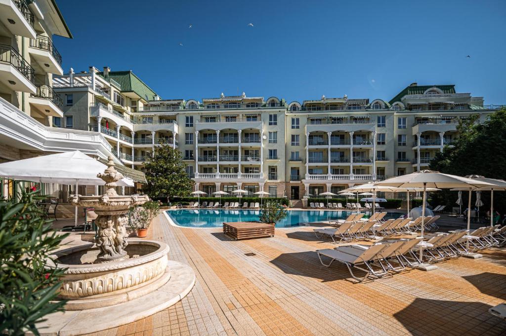 Romance Hotel and Family Suites photo 3