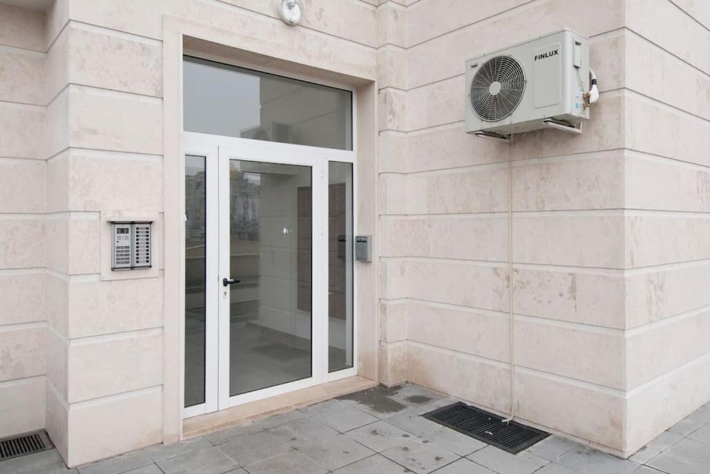 Sofia Top Apartments photo 3