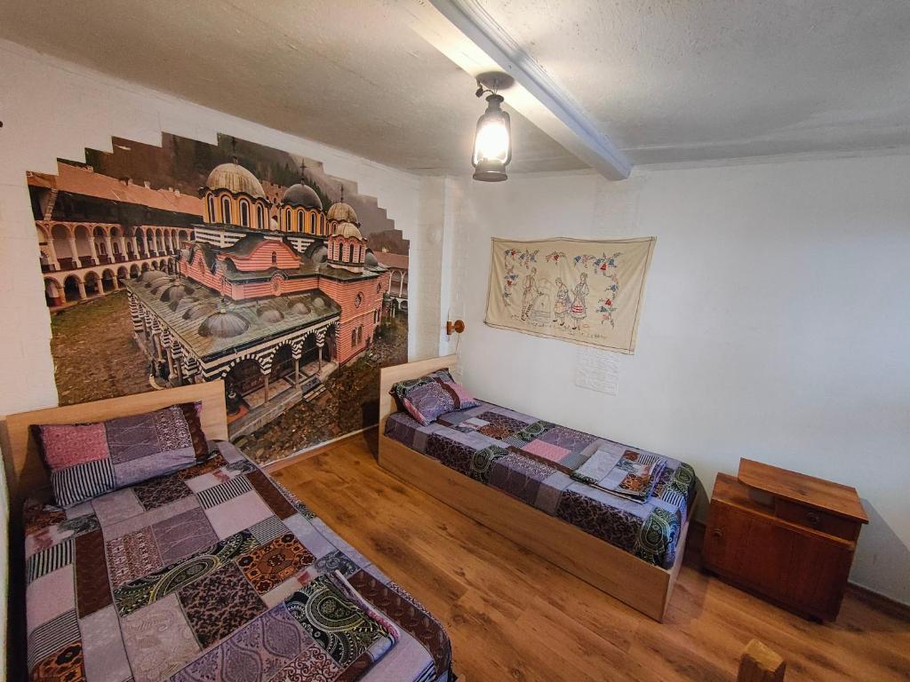 10 Coins Hostel & tours photo 2