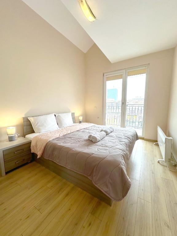 Old City Views - Luxury 2BDR Apt & Free Parking photo 2