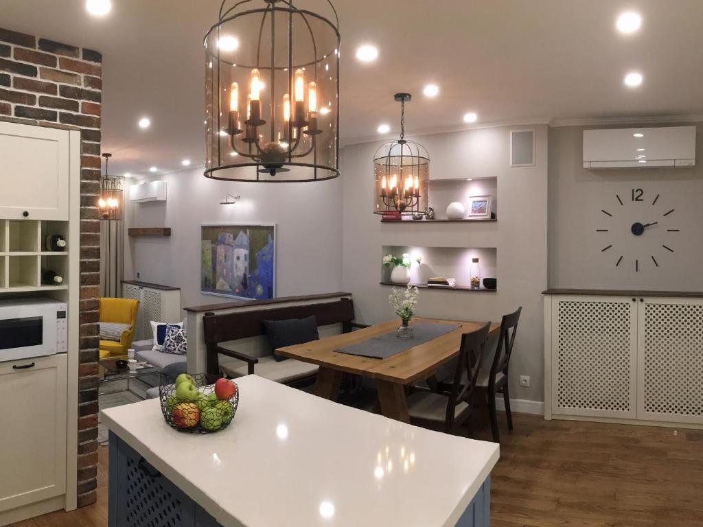 A luxury apartment with patio and BBQ — photo 1