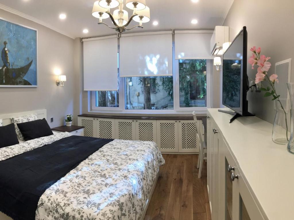 A luxury apartment with patio and BBQ photo 2