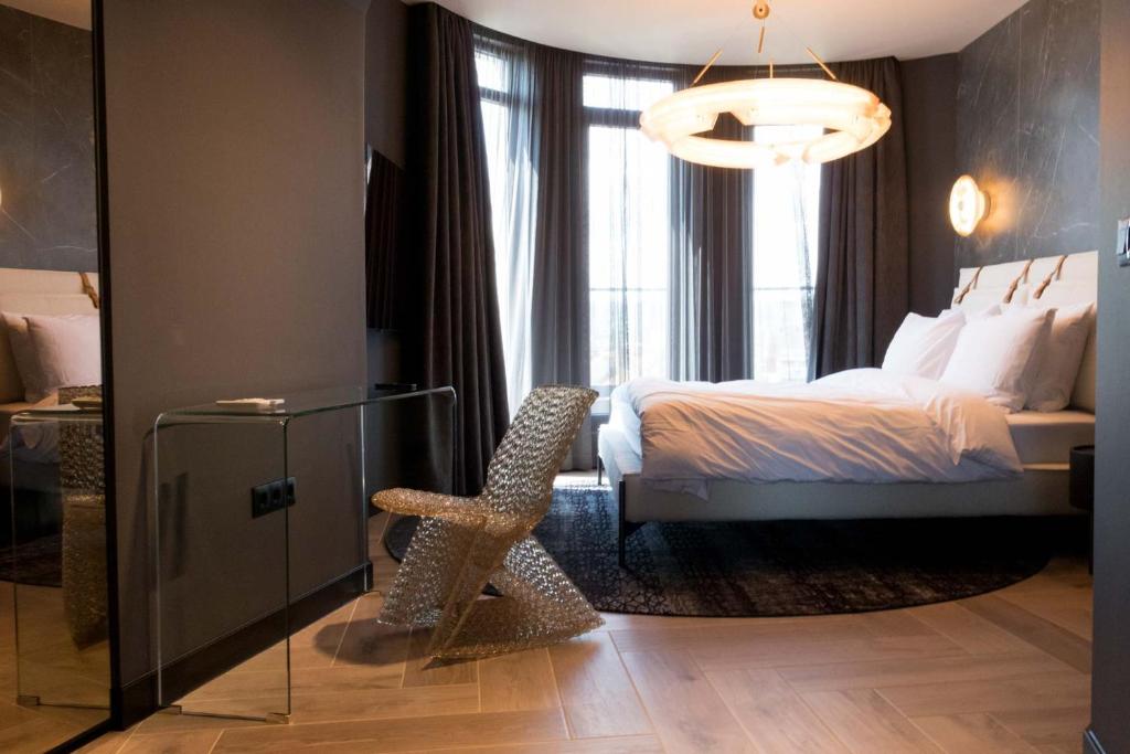 Beachfront Luxurious Penthouse with Panoramic City View photo 2