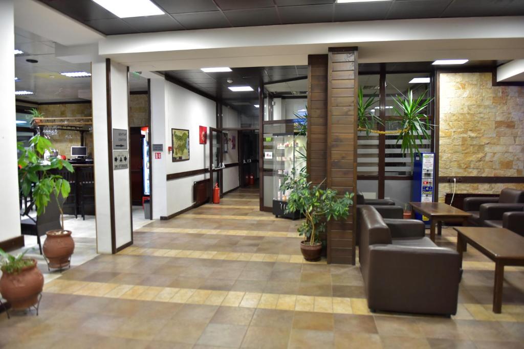 Royal Bansko Family Apart Hotel - All Inclusive Light or Half Board & Drinks With Heated Indoor Pool & Jacuzzis photo 3