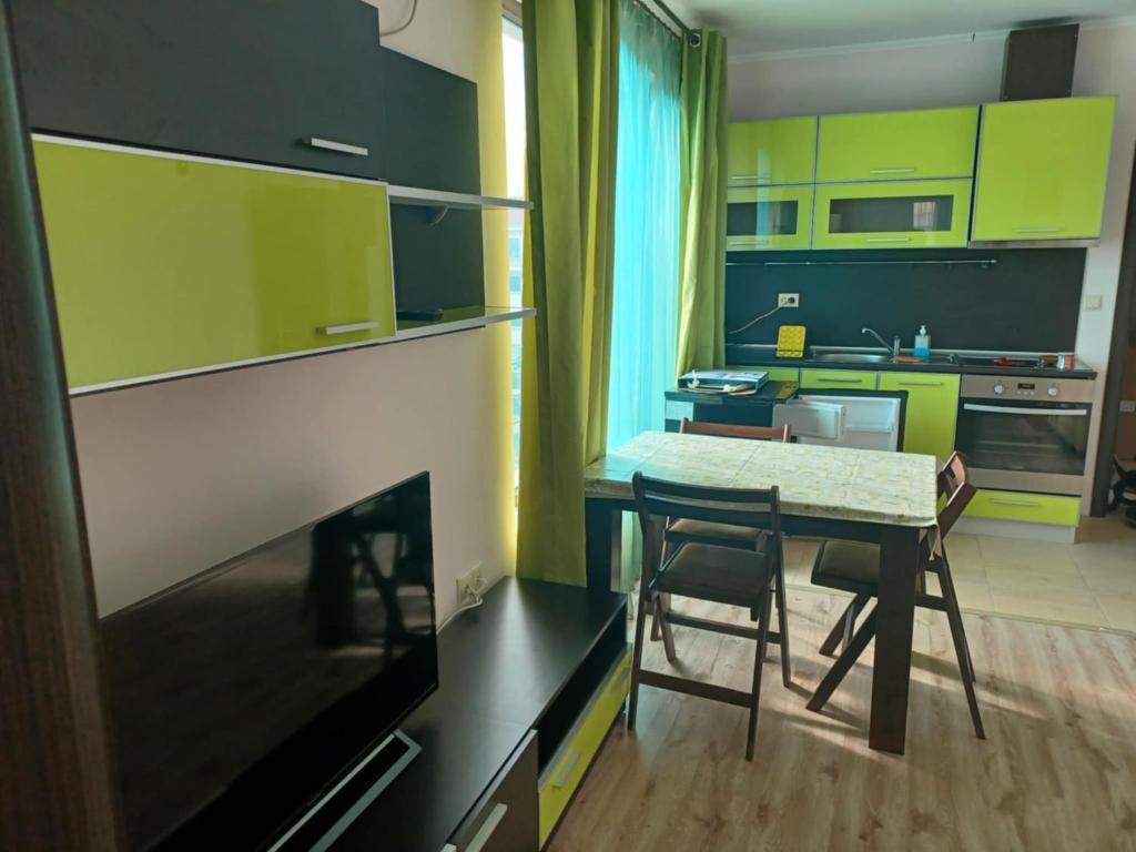 Топ локация Златина апартамент photo 2