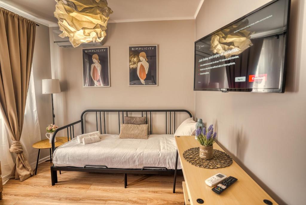 Lily's Studio 4 by Bulgarentals - Central Sofia photo 2