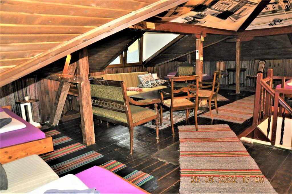 Central House for up to 20 Guests Entire Place photo 3