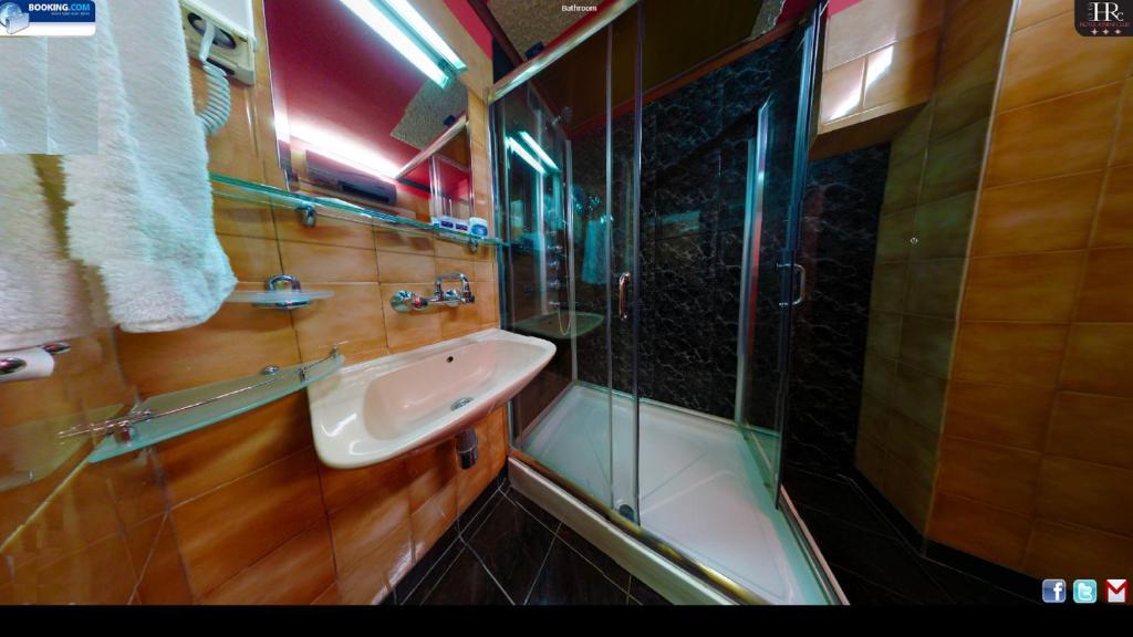 Rimini Club Inn & Suites photo 3
