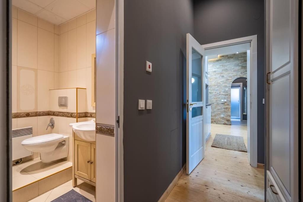 Stylish Stay - 2BDR photo 3