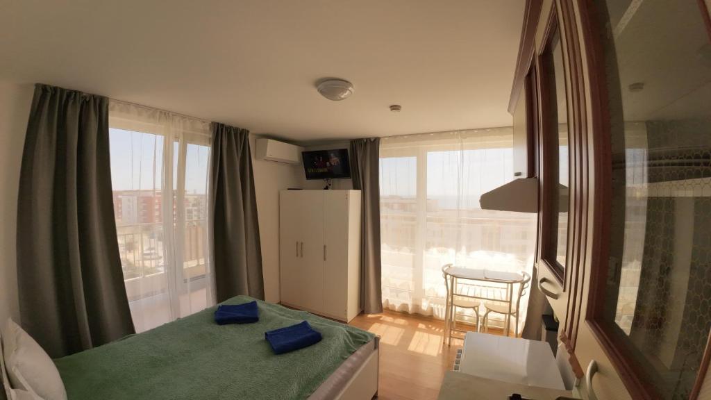 William's apartments - second cozy studio photo 2