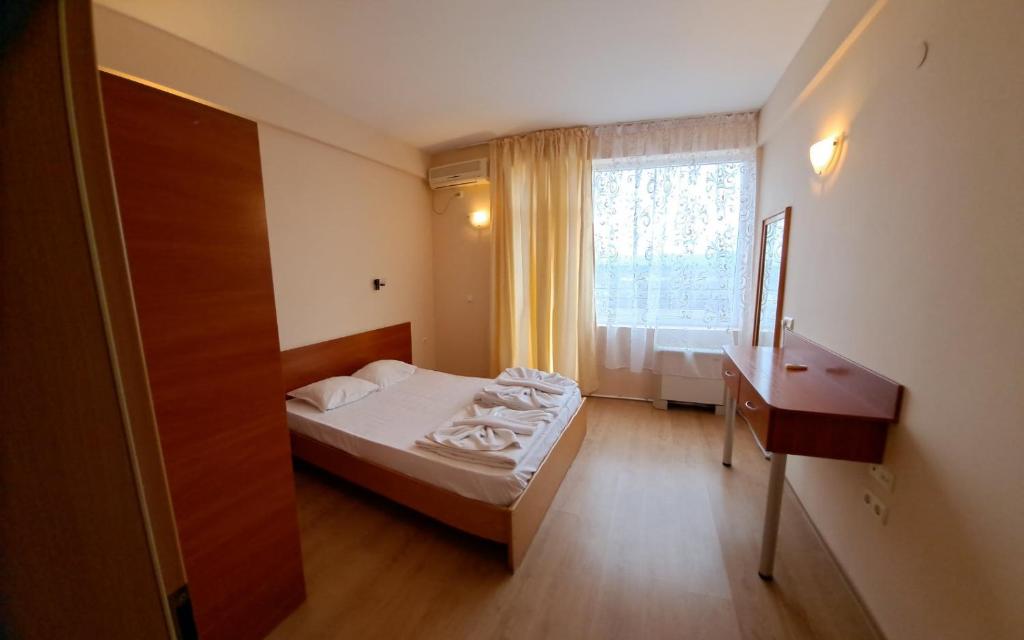 Hotel Seasons 2 photo 2