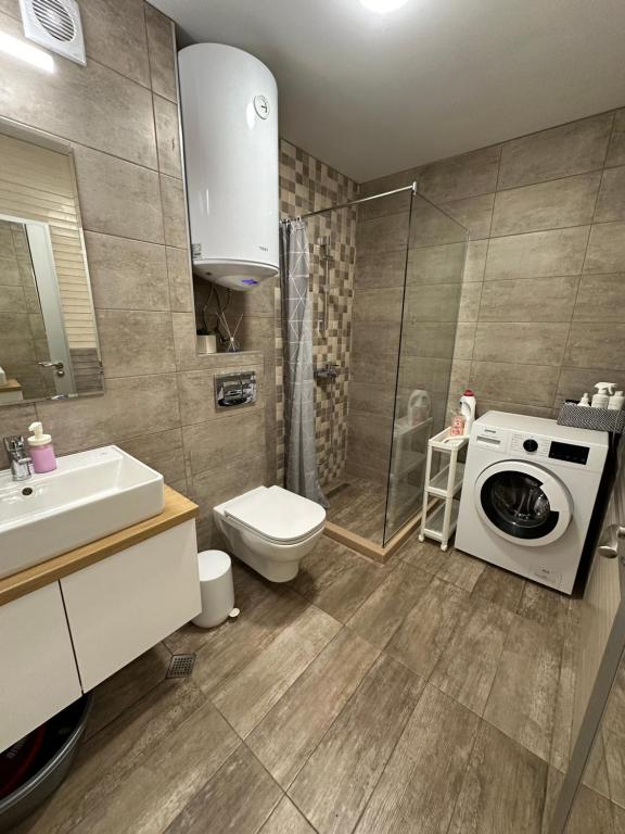 Apartment M photo 3