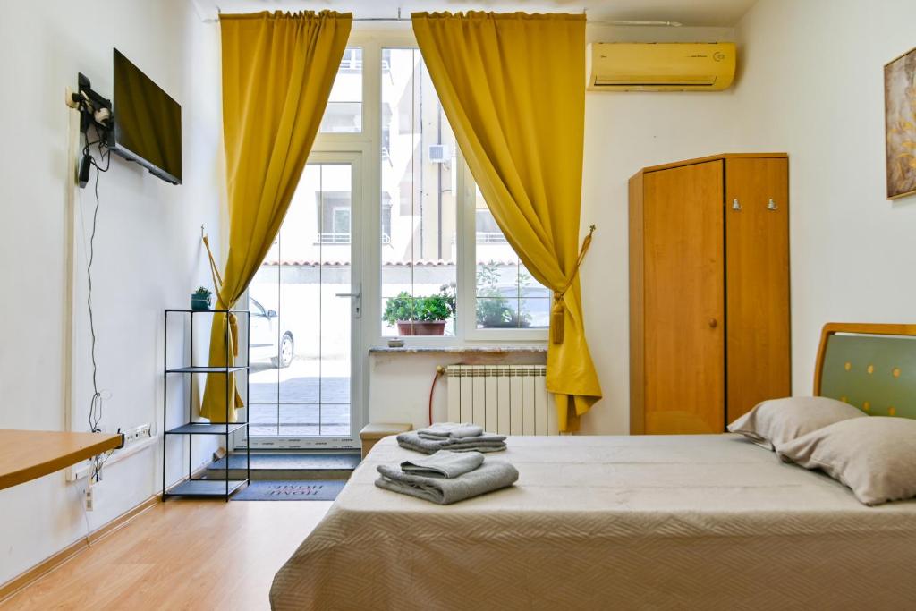 Cozy apartment in central Sofia photo 2