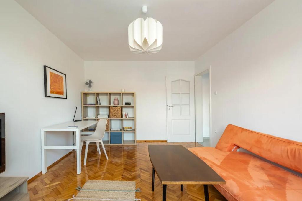 Lovely 1-BDR apartment with view of Cathedral photo 3