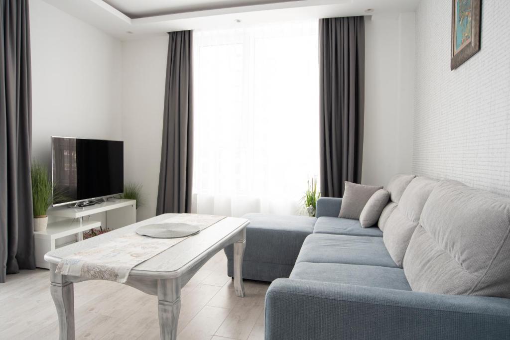 Sunny & Stylish Brand new 2bdr Apartment + Parking photo 3