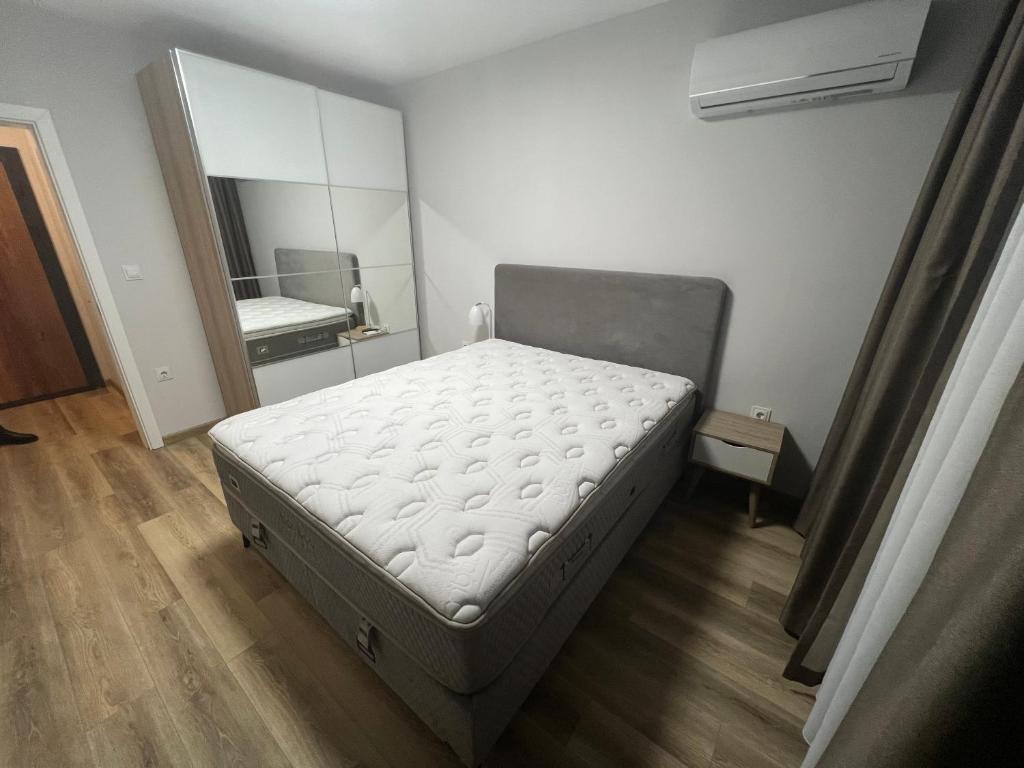 ТОП Апартаменти в Панорама Парк photo 2