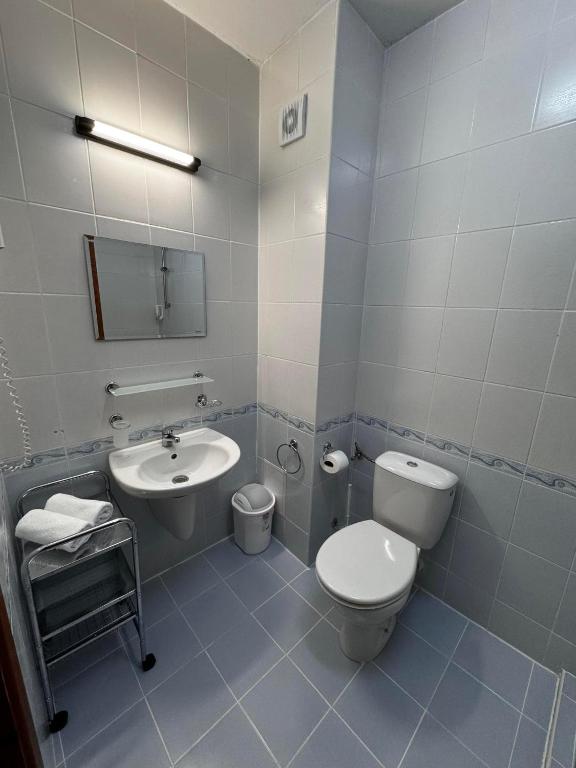 Студия 310 и 312 на първа линия photo 3
