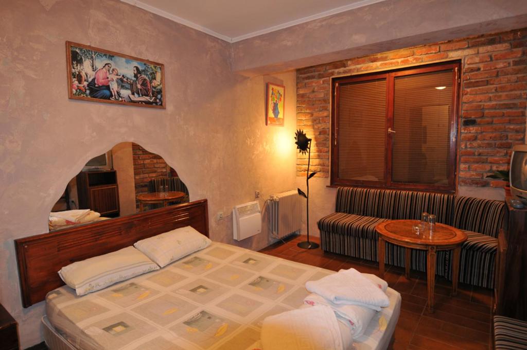 Snow Heaven Hotel photo 2