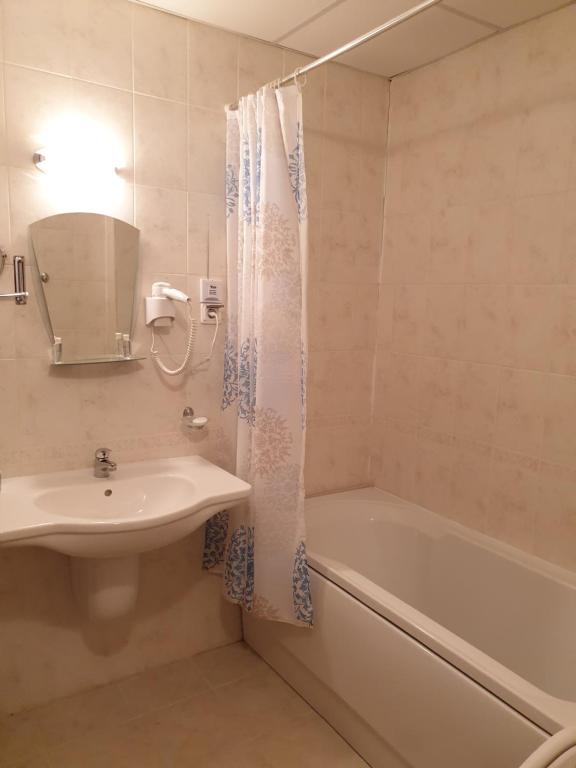 Private Studio in Aspen Golf and Ski Resort photo 3