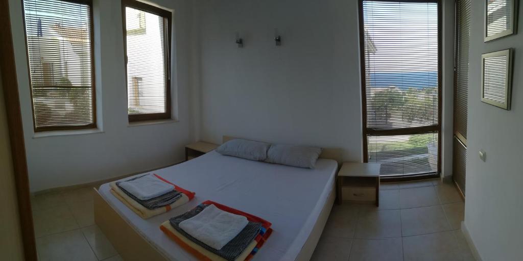 Wonderful family villa with sea view photo 2