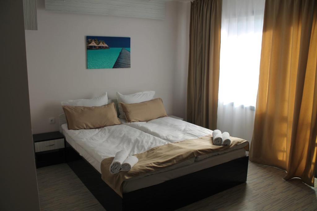 Tiara Hotel photo 2