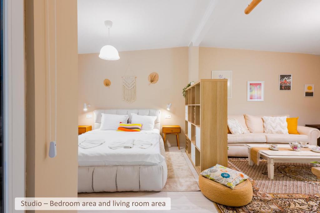 Super Central Stylish Suite & Studio with Shared Terrace by Flat Mаnager photo 2