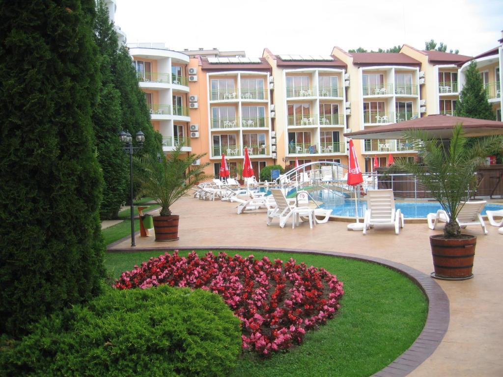 Sun City Hotel — photo 1