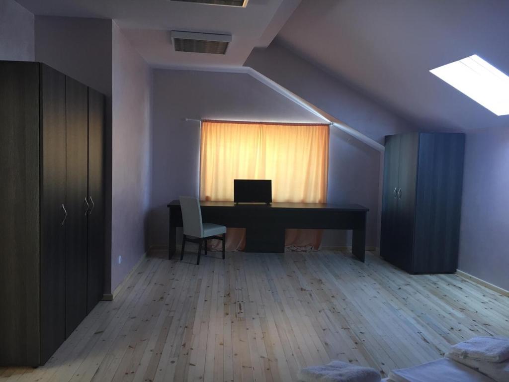 The Old House — photo 1