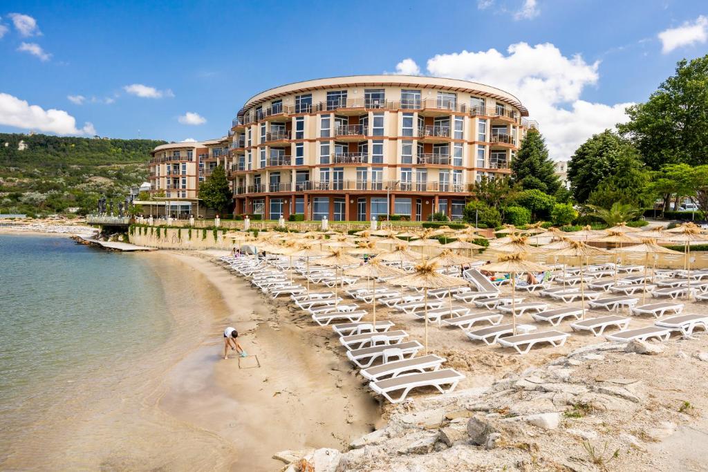 Royal Bay Resort & Aqua Park - All Inclusive and Free beach accsess — photo 1