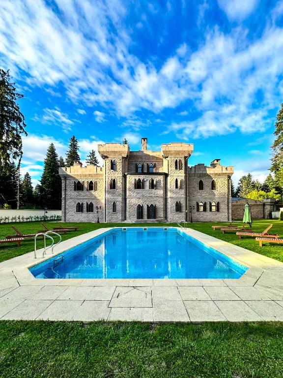 The Castle - Your unique way of retreat — photo 1