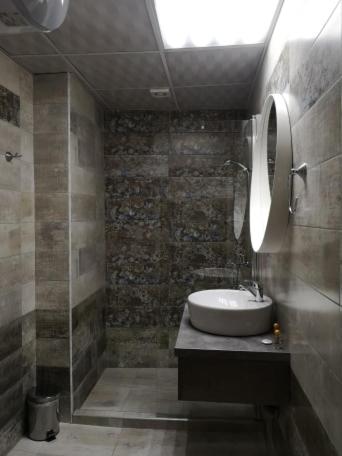 Family Hotel Central photo 3