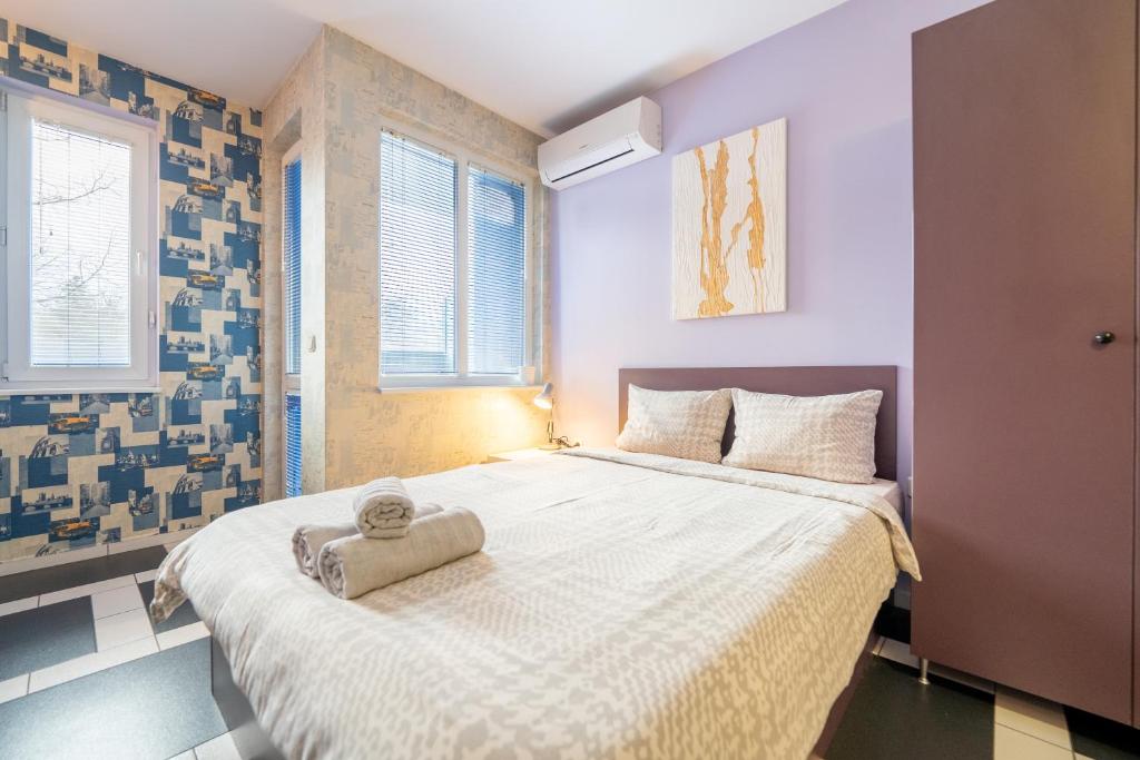 Spacious apartment in the heart of Studentski grad photo 2