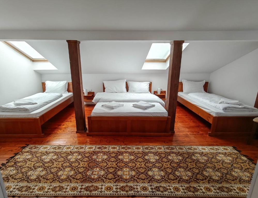 Todeva House Hotel and Tavern photo 2