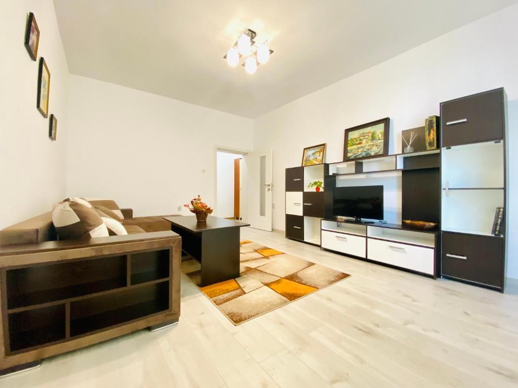 City Center 2-bedroom cosy apartment — photo 1