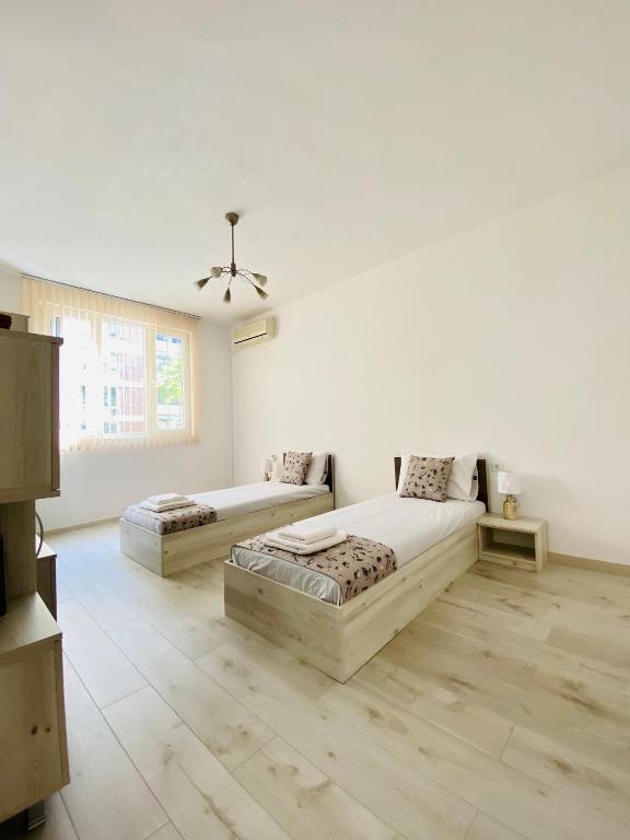 City Center 2-bedroom cosy apartment photo 2