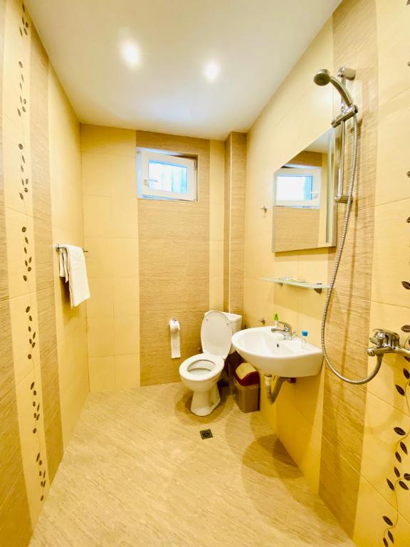 City Center 2-bedroom cosy apartment photo 3