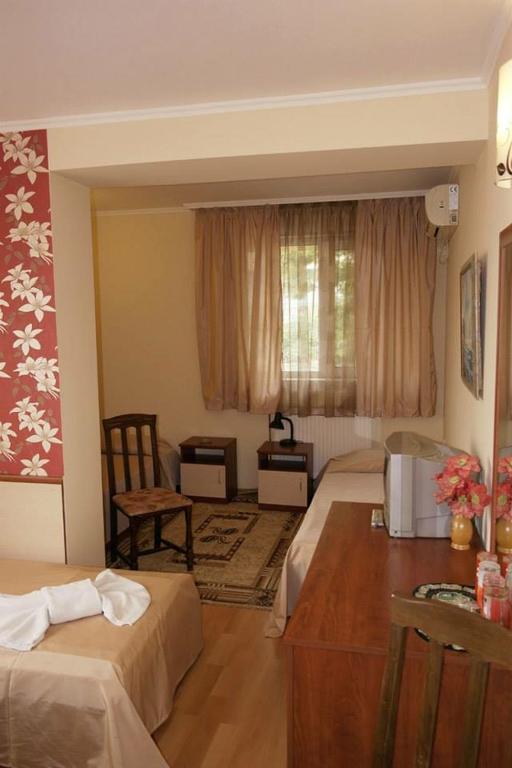 Hotel Triumph photo 2