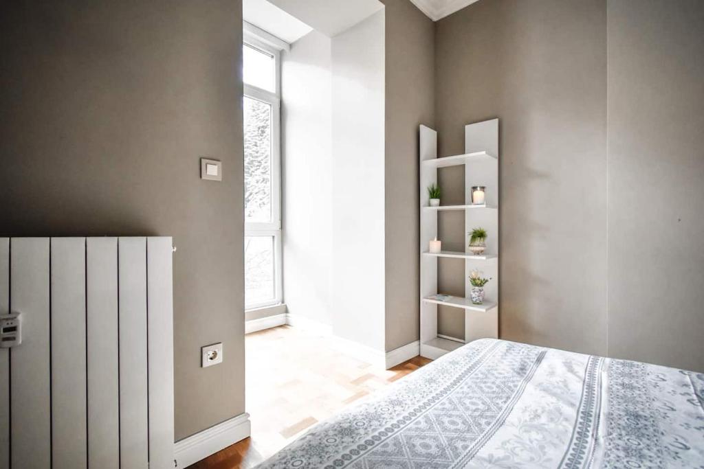 2bdr Luxury On Prime Location photo 2