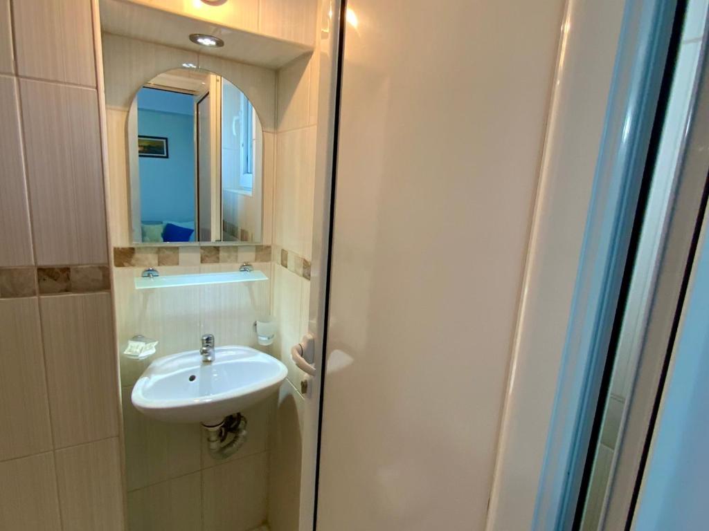 Sea View Rooms Briz photo 3