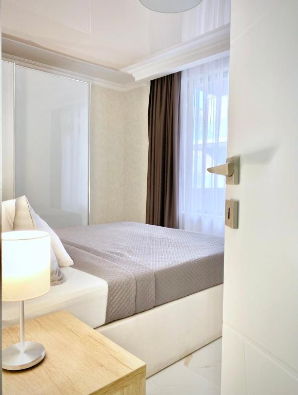 Sea View Apartment with Free Parking photo 2
