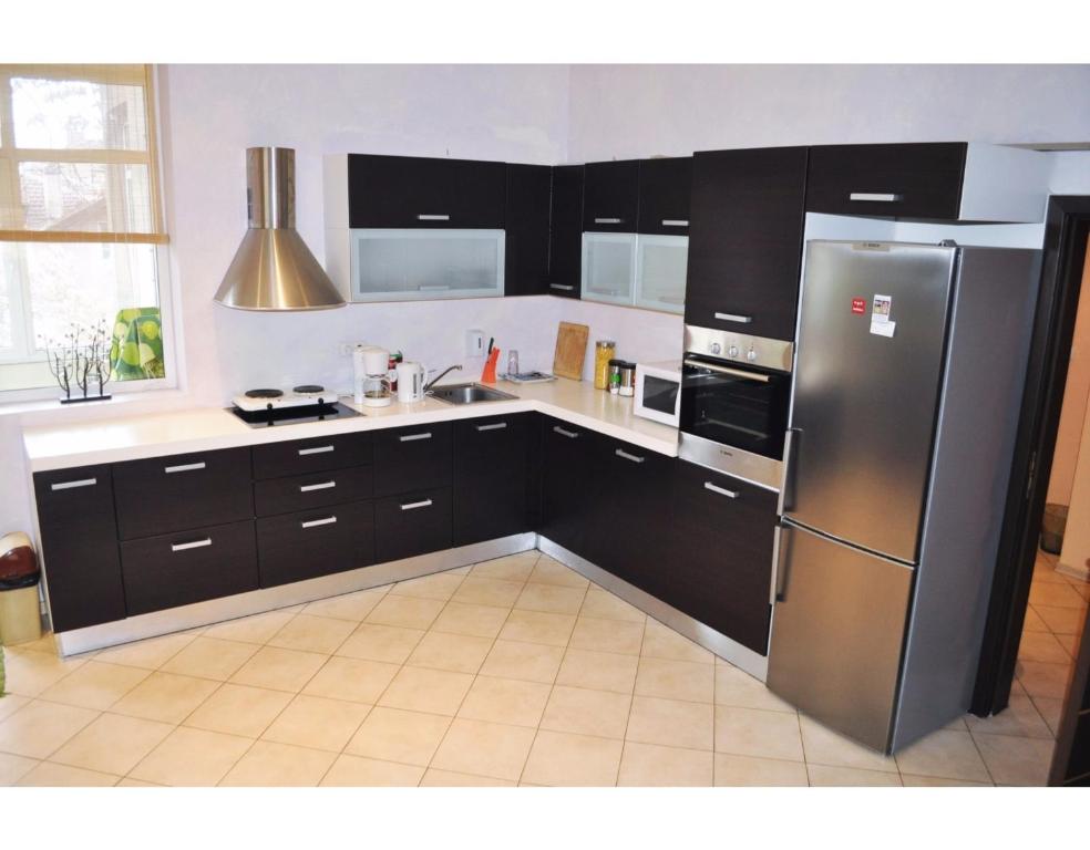 Elegance on a Budget - Rooms for Rent in Sofia Center photo 3