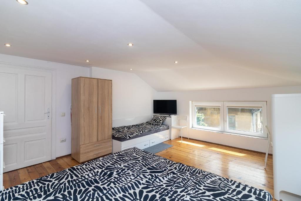 Booking.com: Hotels in Sofia. Book your hotel now! photo 2