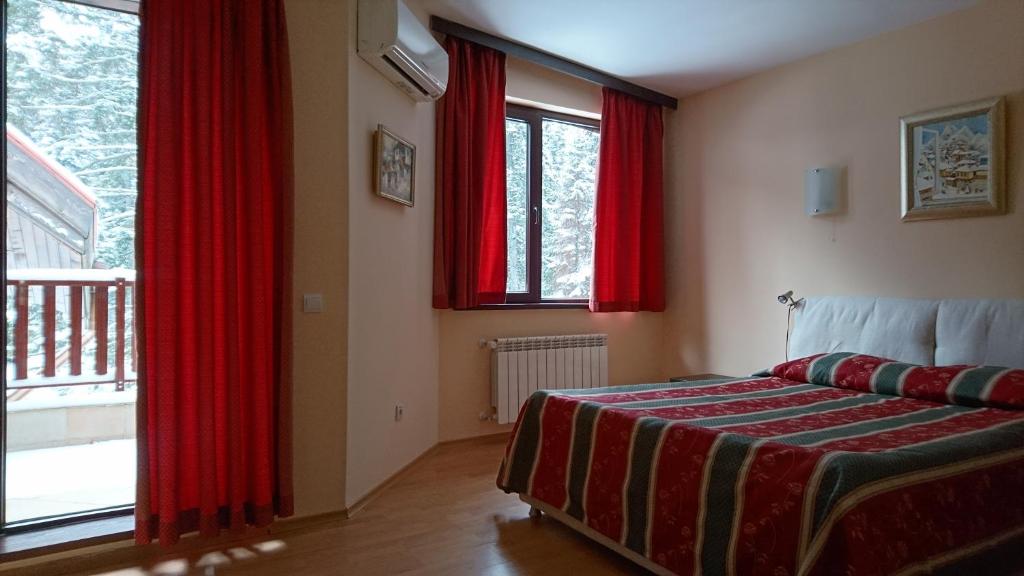 TES Flora Apartments photo 2
